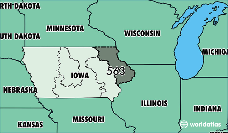 Map of Iowa with area code 563 highlighted