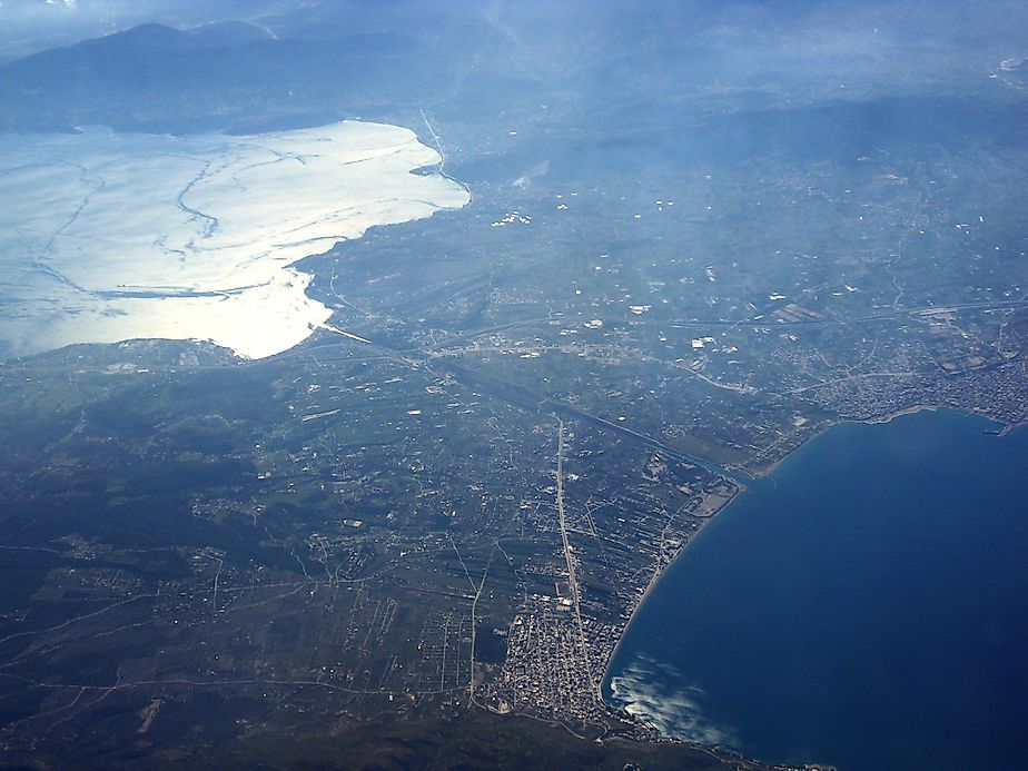 Isthmus Of Corinth, Greece - WorldAtlas.com