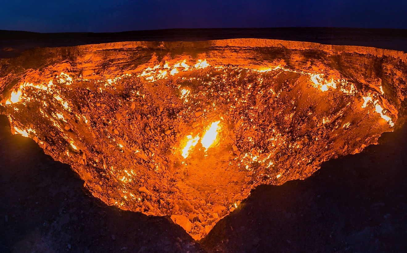 Tourists are allowed to visit the Darvaza gas crater. Just don't fall in! 