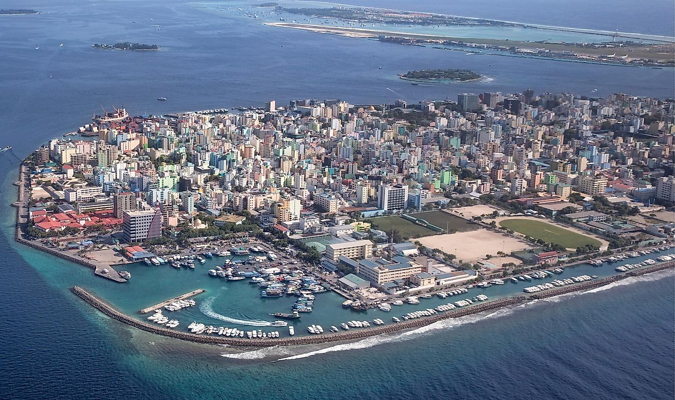 Malé, the capital city of the Maldives, has an area of 2.2 square miles.