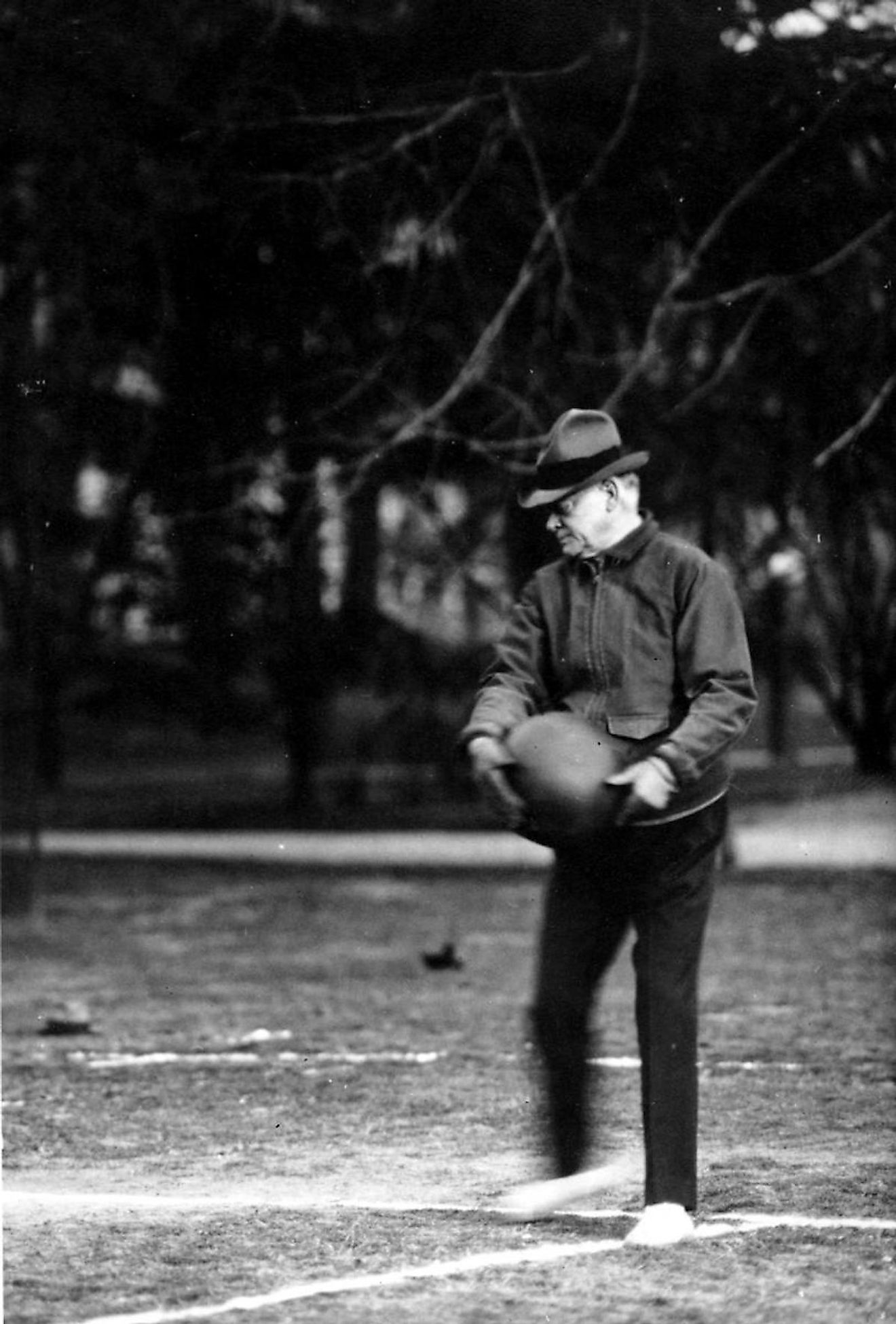 President Hoover playing Hoover-Ball on the White House lawn. Image credit: hoover.archives.gov