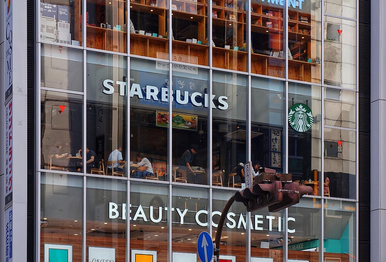 One the largest Starbucks in the world is located in Tokyo, Japan. Photo by Andy Xu on Unsplash