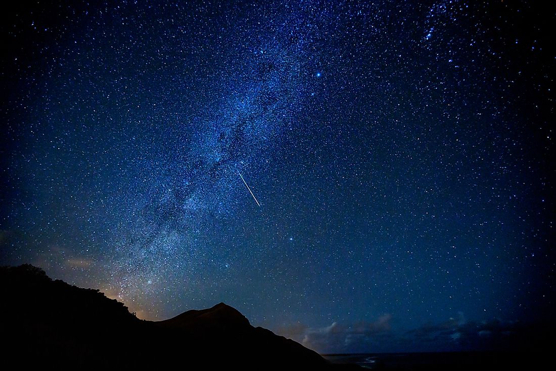 The Milky Way during the Leonid meteor shower as one shooting star passes through.
