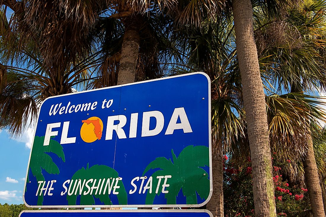 A welcome sign proclaiming Florida as the "sunshine state". 