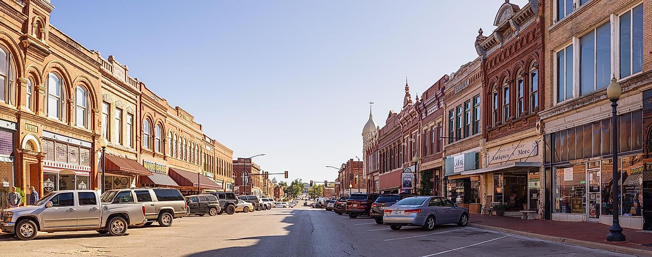 The old business district on Oklahoma Avenue in Guthrie, Oklahoma, USA. Editorial credit: Roberto Galan / Shutterstock.com