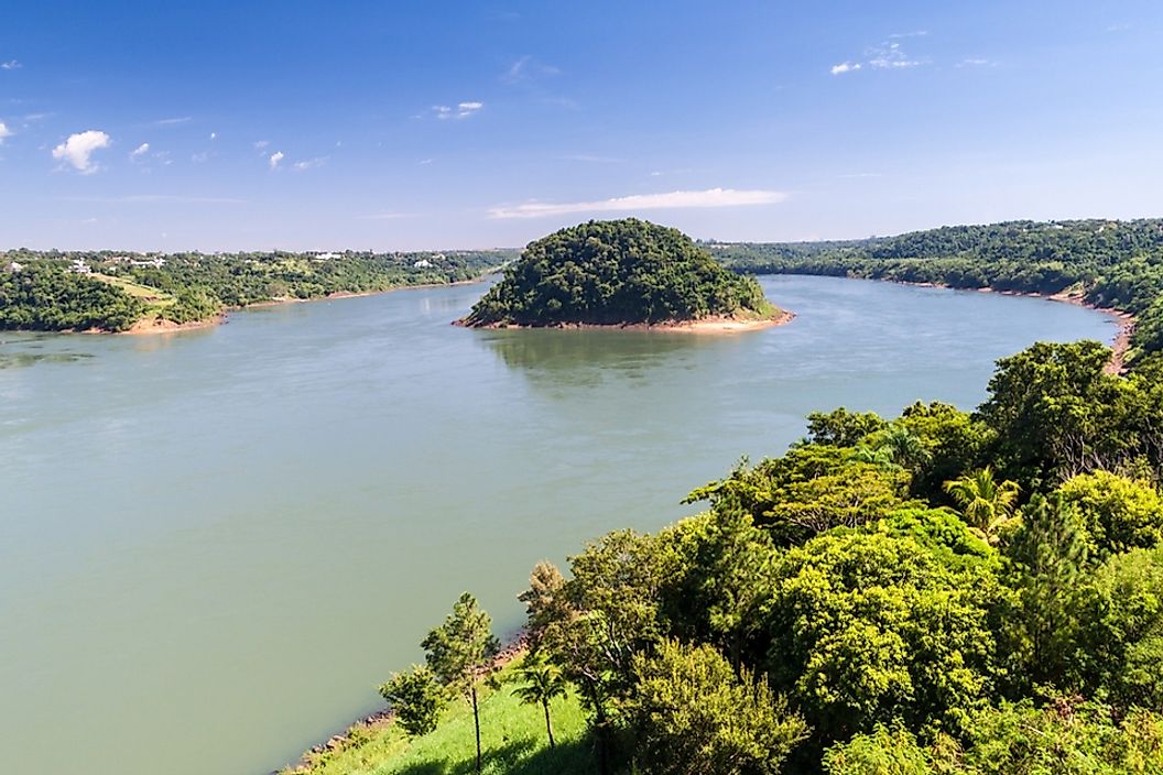 The Paraná River forms part of the border between Paraguay and Brazil.