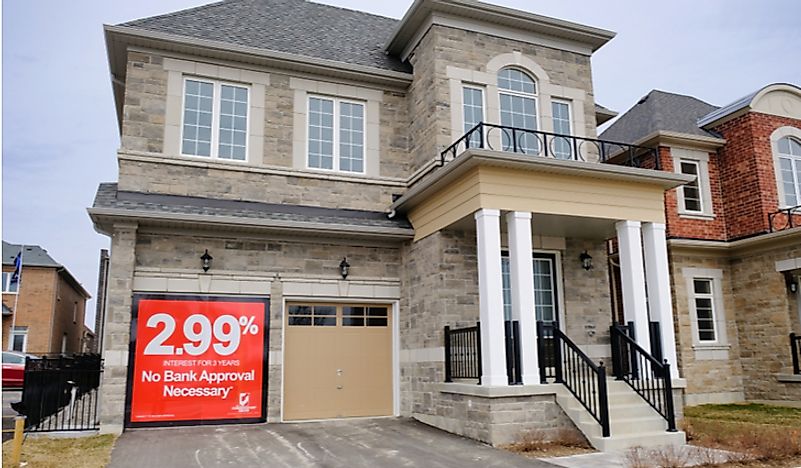 A home for sale in the suburbs of Toronto, Canada. Editorial credit: Brian Senic / Shutterstock.com.