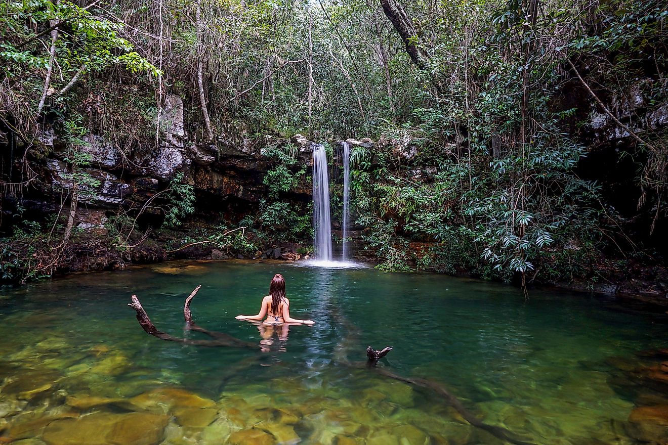 Loquinhas Waterfall (Cachoeira Loquinhas) at Chapada dos Veadeiros, Brazil. Image credit: Larissa Chilanti/Shutterstock.com