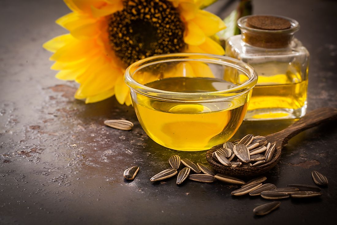 Sunflower oil has a number of practical uses. 