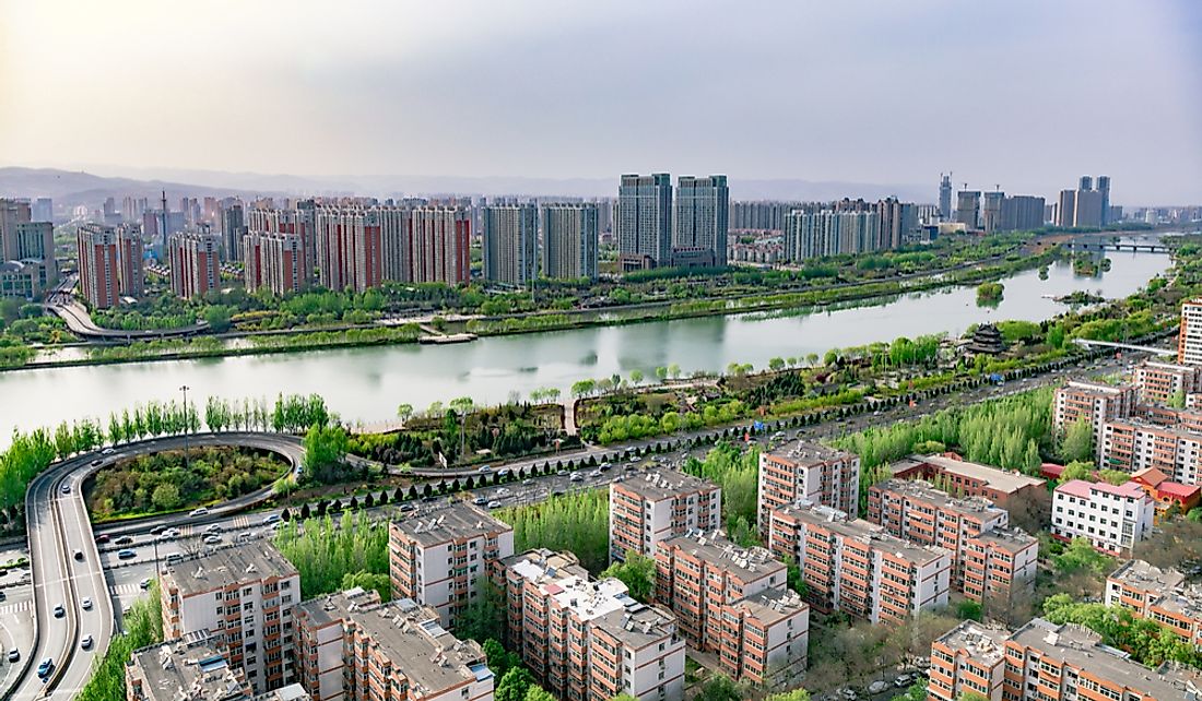 Taiyuan is built on the banks of the Fen River.