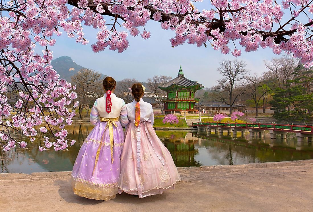 Women in traditional South Korean dresses. 