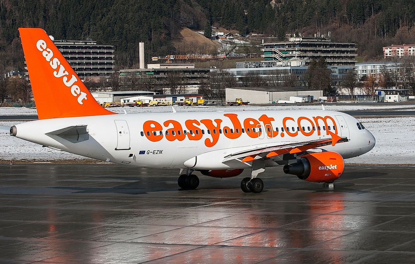 EasyJet is one of the world's most popular budget airlines. Image credit: David Mark from Pixabay .