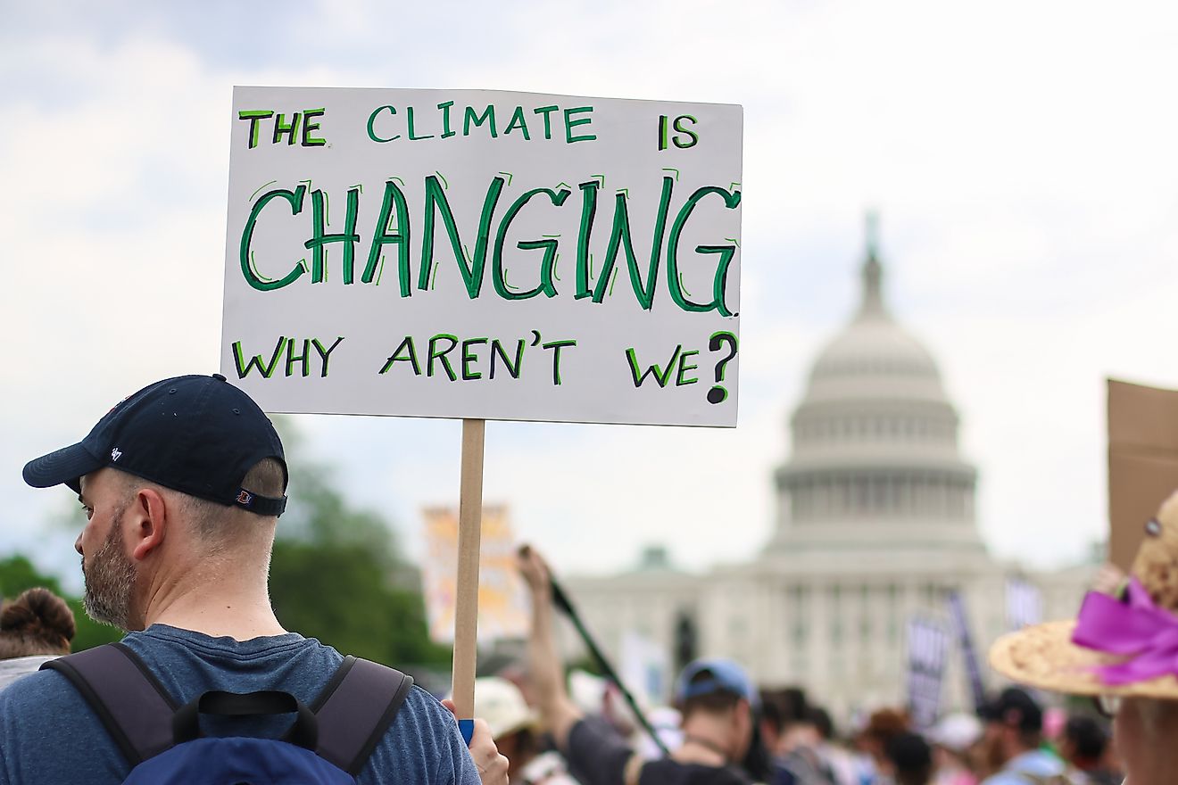 Thousands of people attend the People's Climate March to stand up against climate change. Image credit: Nicole Glass Photography/Shutterstock.com
