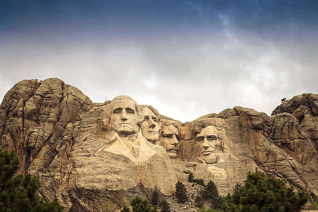Mount Rushmore, in South Dakota, shows the portraits of former presidents. 