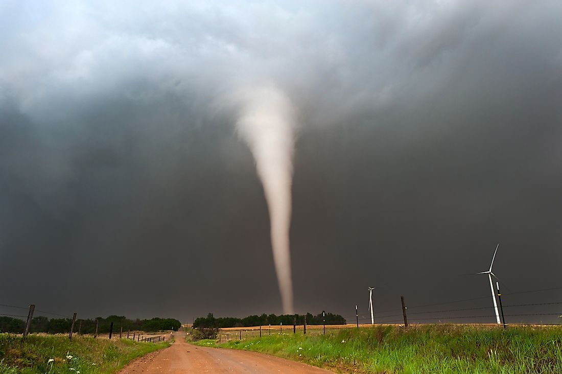 A tornado on the American plain. 