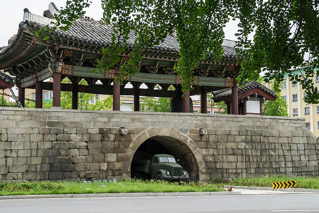 The old city gate in the center of Kaesong, DPRK. Editorial credit: Torsten Pursche / Shutterstock.com.