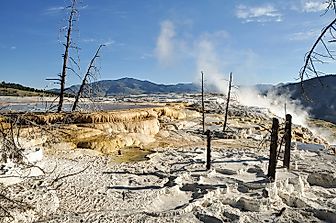 Mammoth Hot Springs, Wyoming - Unique Places Around the World
