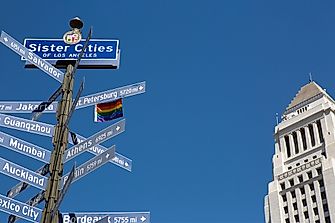 What Are Twin Towns or Sister Cities?