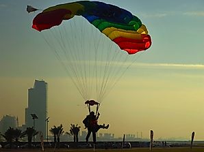 5 Outrageous Things to Do in Dubai