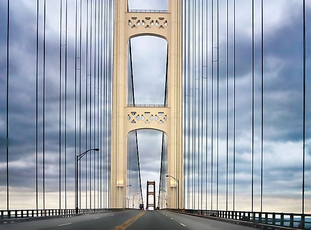 Mackinaw Bridge, which connects to Michigan's Upper Peninsula. Mackinaw Bridge, which connects to Michigan's Upper Peninsula.