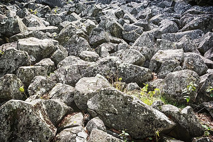 Andesite Facts: Geology of the World