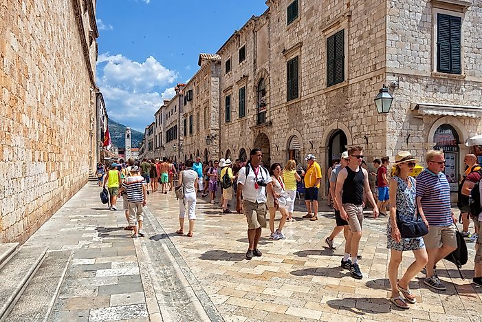 In Croatia, Tourists Abound While Workers are Scarce