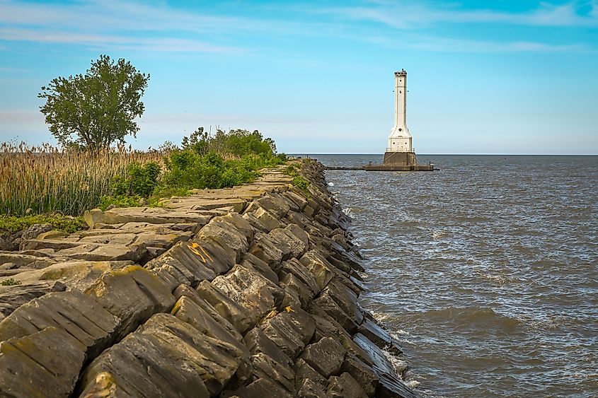 A lighthouse at the end of Huron Pier in Ohio.