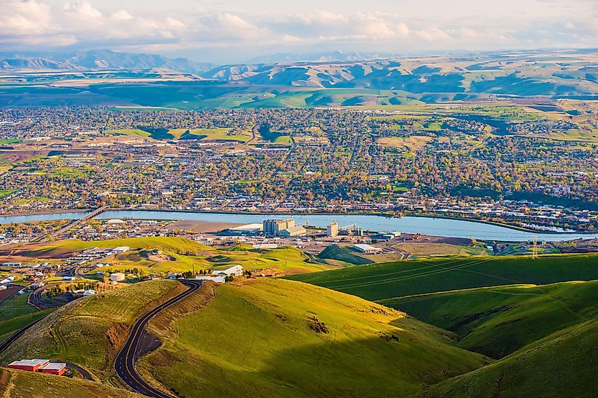 Aerial view of Snake River and town of Lewiston, Idaho.