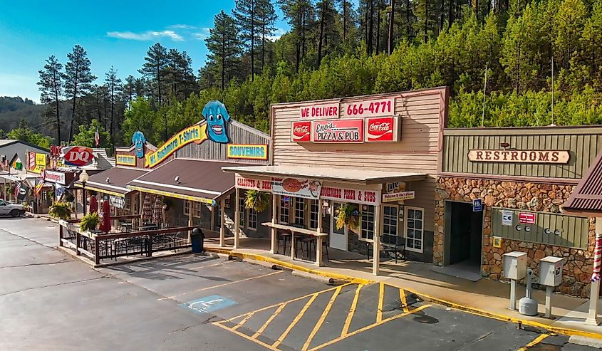 Keystone boutiques and shops - the gateway to Mount Rushmore. Image credit GagliardiPhotography via Shutterstock.