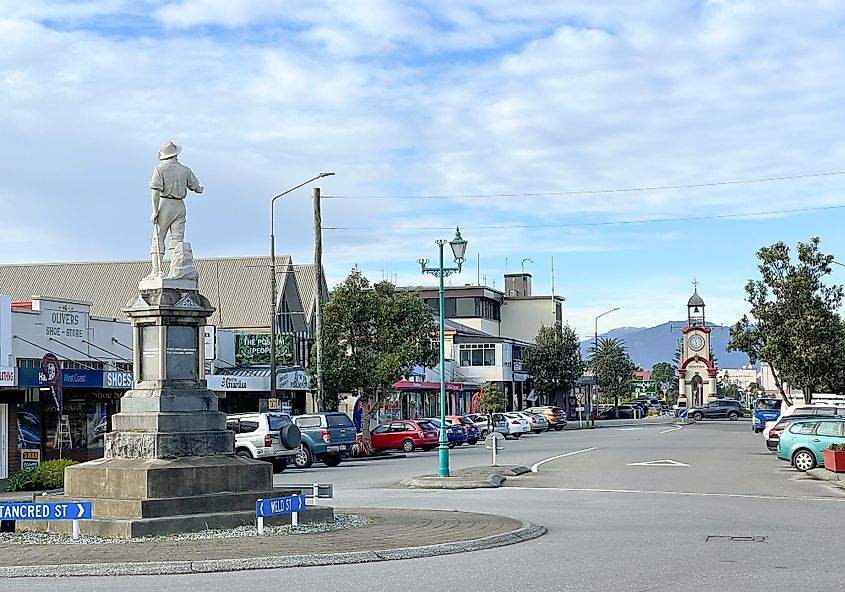 Street view of Hokitika, New Zealand.