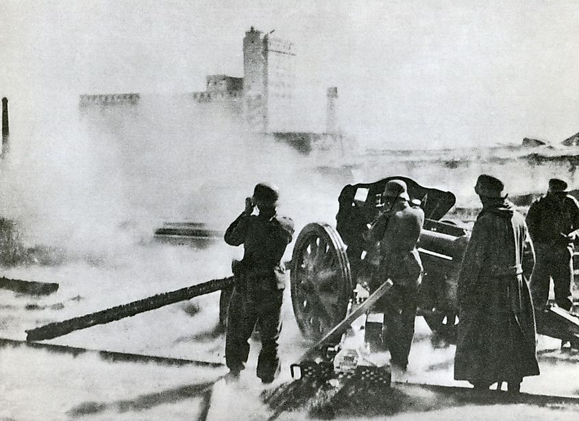 German artillery at Stalingrad in 1942.