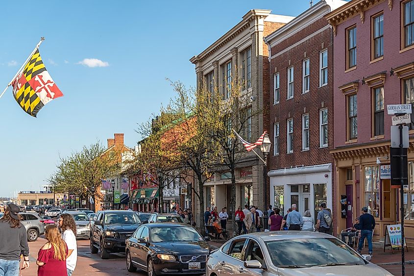 The people and traffic in the main street of Annapolis, Maryland.