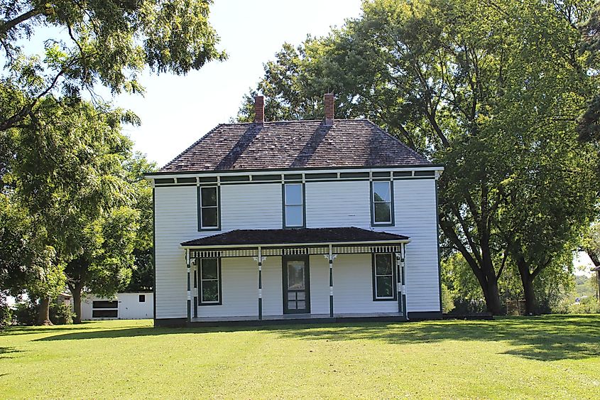Grandview, Missouri / USA: Truman Farm House. Editorial credit: Jon Kraft / Shutterstock.com