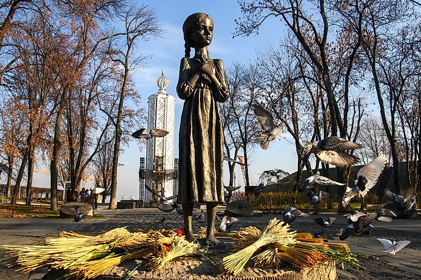  Monument to the victims of the Holodomor (big hunger in Ukraine) who died of starvation in 1932-33. Kyiv, Ukraine
