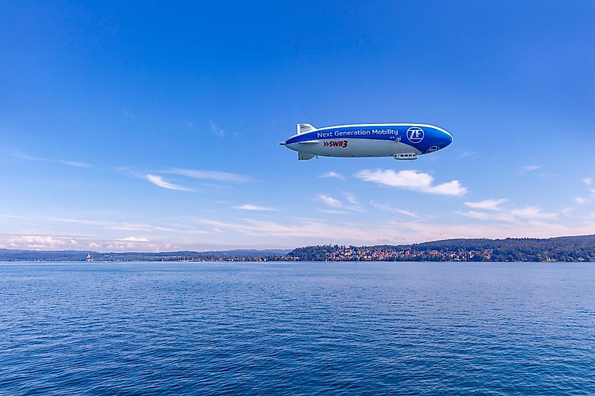 A Zeppelin flying above Lake Constance.