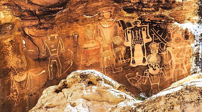 Three Kings Panel," a collection of Fremont Indian anthropomorph petroglyphs, sometimes described as ancient aliens or astronauts, Mcconckie Ranch in Dry Fork Canyon outside of Vernal, Utah, USA.
