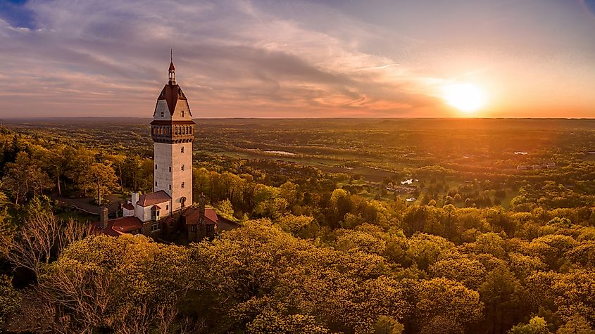 This beautiful tower sits on the Talcott mountain state park in Simsbury, Connecticut.