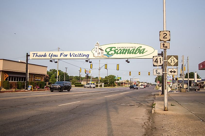 Street view of downtown Escanaba, Michigan.
