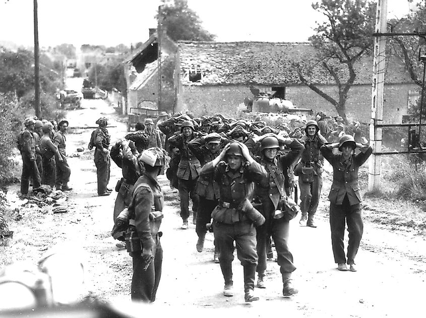 German forces surrender in Saint-Lambert-sur-Dive, 21 August 1944