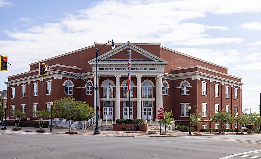 The Colquitt County Courthouse Annex in Moultrie, Georgia, USA.
