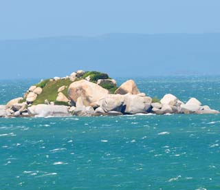 rocky island
