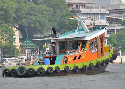 river tug