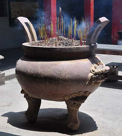 incense burner saigon