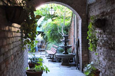 new orleans courtyard