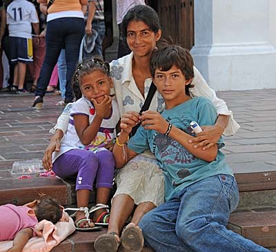 colombia, santa marta, family shot