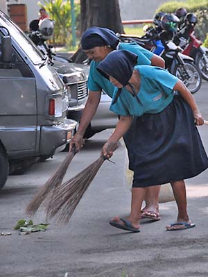 street sweepers semarang
