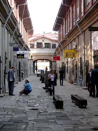 Romania Facts on Largest Cities, Populations, Symbols
