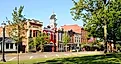 East Washington Street in Medina, Ohio, via Kenneth Sponsler / Shutterstock.com