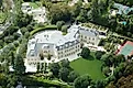 Spelling estate, Holmby Hills, Los Angeles. The Manor’s current owner is Petra Ecclestone. Image credit: Atwater Village Newbie/Wikimedia.org