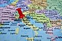 A map showing Italy and its neighbors. 